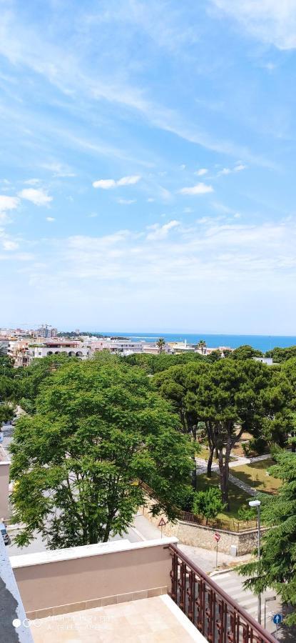 Gioiarooms Trani Luaran gambar